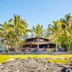 Wander Kona Bay